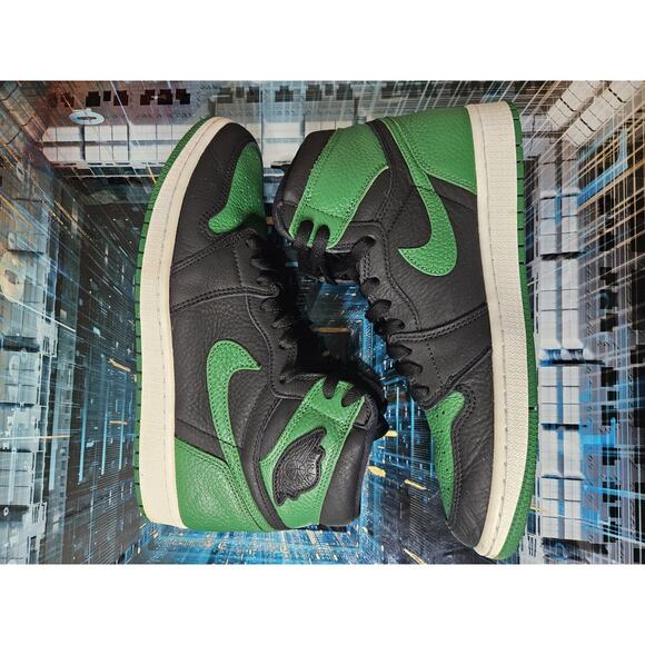 Nike Air Jordan 1 Retro High OG Pine Green 2.0 555088-030 Black Green Size 10 - Picture 2 of 10